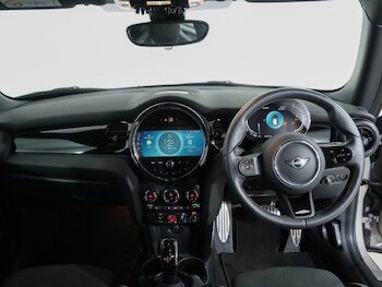 Used MINI Hatch 2023 for sale - 76981327: Photo