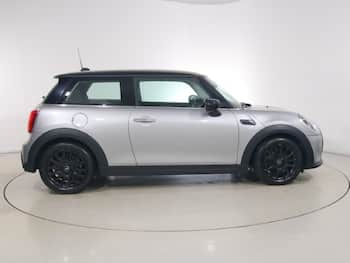 Used MINI Hatch 2023 for sale - 79593705: Photo