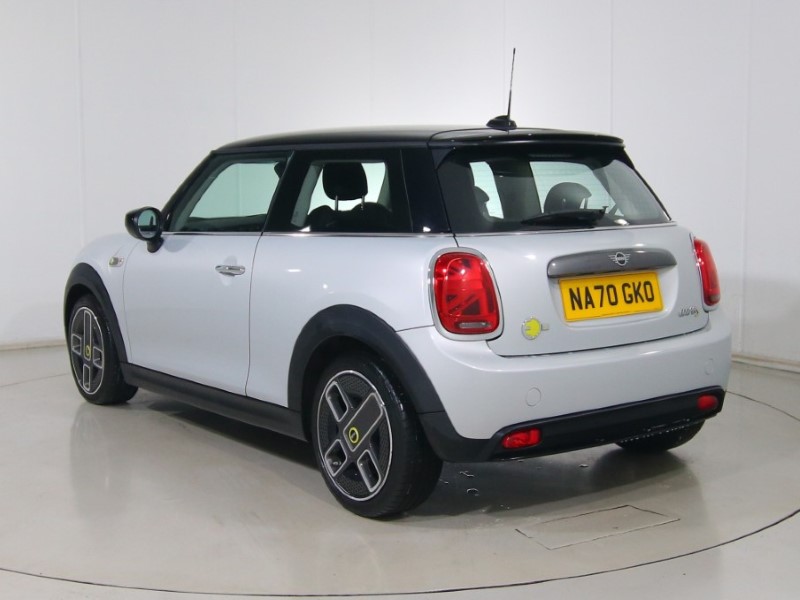 Used MINI Hatch 2020 for sale - 76982456: Photo 2