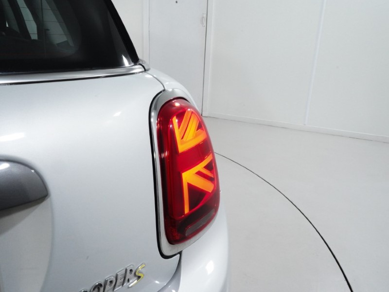 Used MINI Hatch 2020 for sale - 76982456: Photo 40