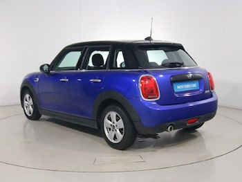 Used MINI Hatch 2019 for sale - 79311700: Photo