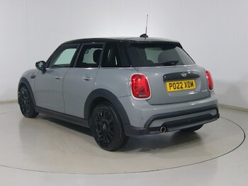 Used MINI Hatch 2022 for sale - 77732700: Photo