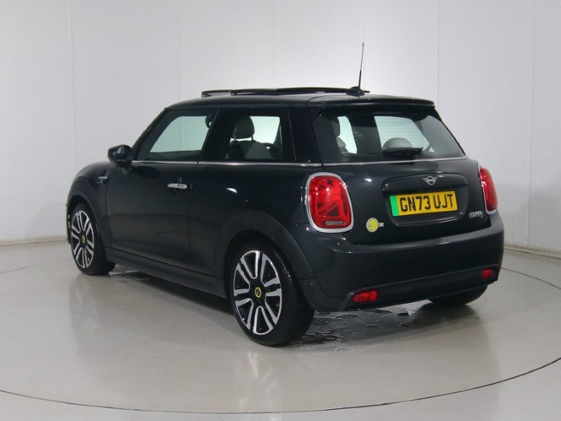 Used MINI Hatch 2023 for sale - 76982020: Photo 2