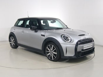 Used MINI Hatch 2023 for sale - 79098311: Photo