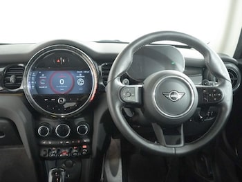 Used MINI Hatch 2023 for sale - 79098311: Photo