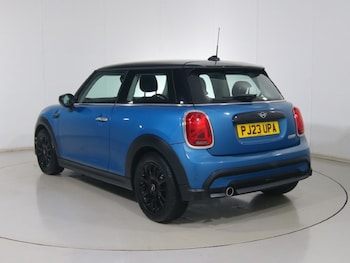 Used MINI Hatch 2023 for sale - 77179645: Photo