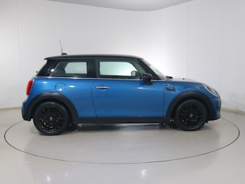 Used MINI Hatch 2023 for sale - 77179645: Photo