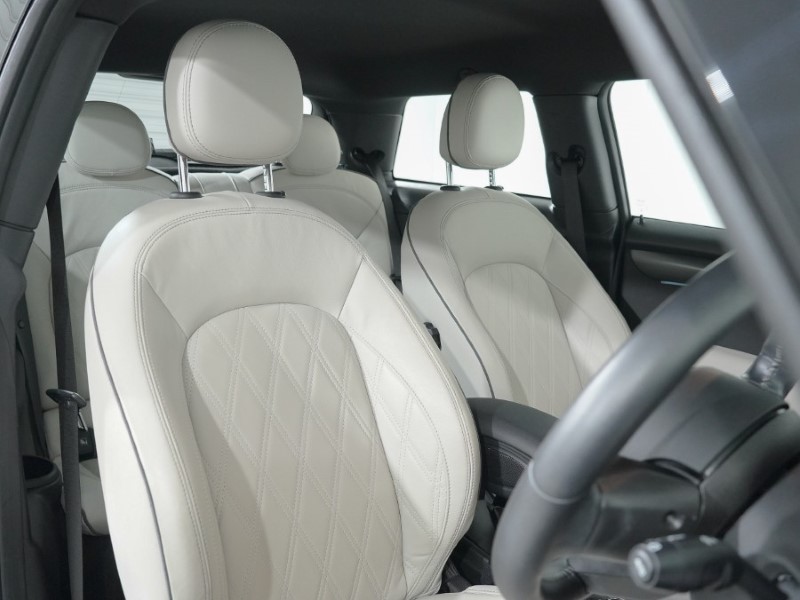 Used MINI Hatch 2023 for sale - 76981551: Photo 11