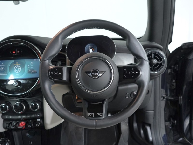 Used MINI Hatch 2023 for sale - 76981551: Photo 5