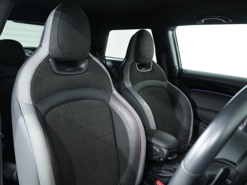 Used MINI Hatch 2024 for sale - 76981748: Photo 11