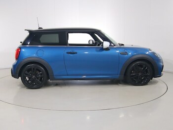 Used MINI Hatch 2022 for sale - 78767544: Photo