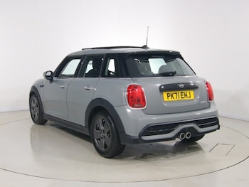 Used MINI Hatch 2021 for sale - 78266821: Photo
