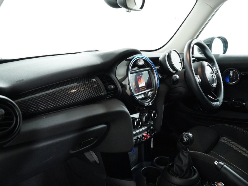 Used MINI Hatch 2019 for sale - 77834043: Photo 7