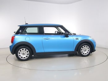 Used MINI Hatch 2018 for sale - 79404123: Photo