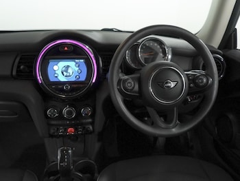 Used MINI Hatch 2018 for sale - 79404123: Photo