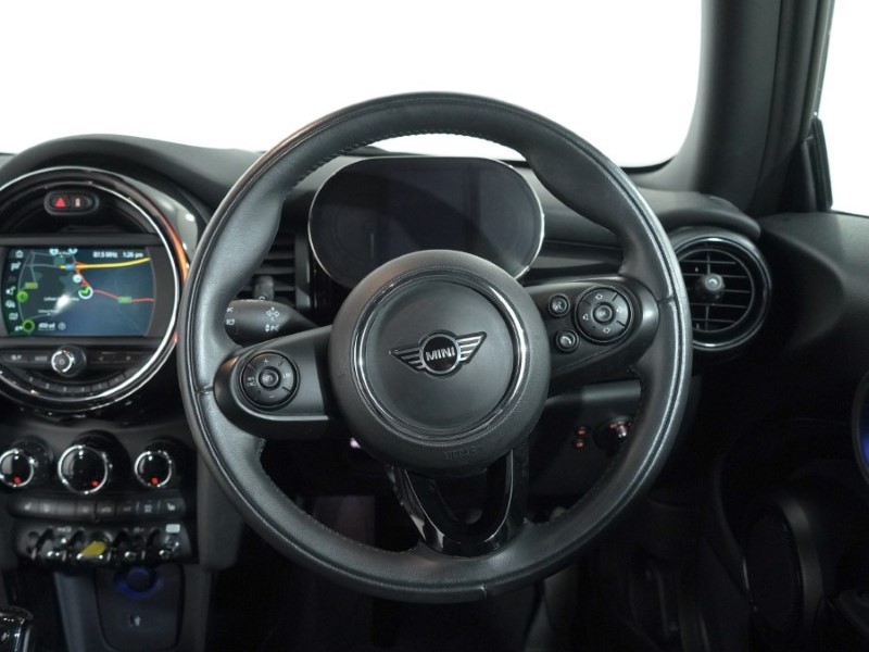 Used MINI Hatch 2021 for sale - 77170650: Photo 5