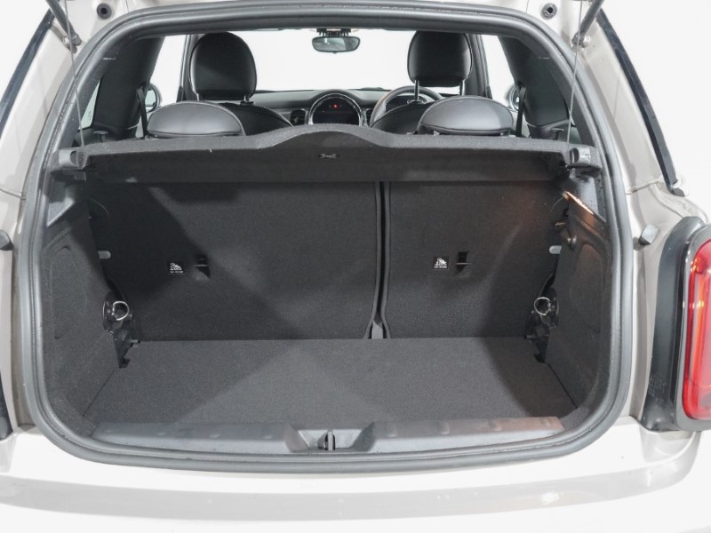 Used MINI Hatch 2022 for sale - 77918132: Photo 11