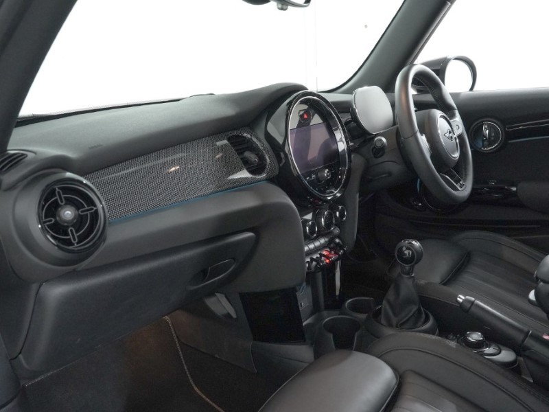 Used MINI Hatch 2022 for sale - 77918132: Photo 15