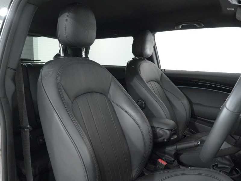 Used MINI Hatch 2022 for sale - 77918132: Photo 25