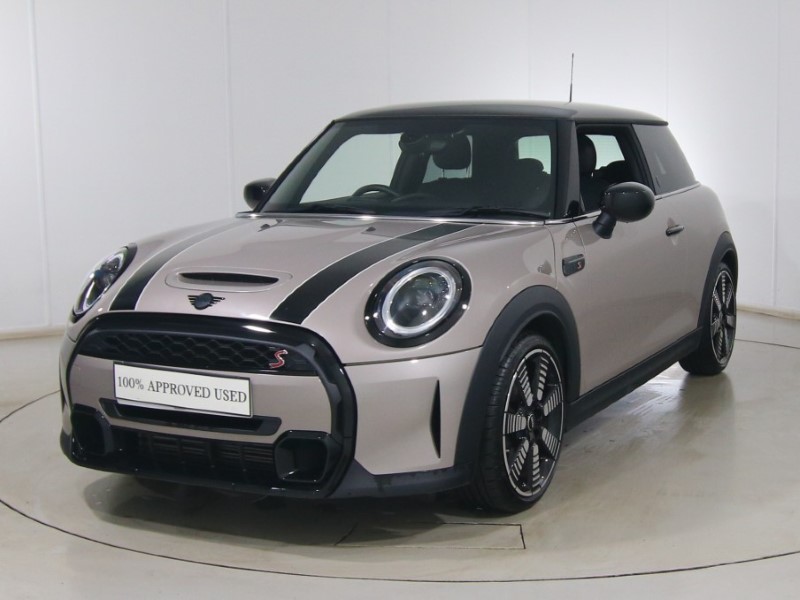 Used MINI Hatch 2022 for sale - 77918132: Photo 3