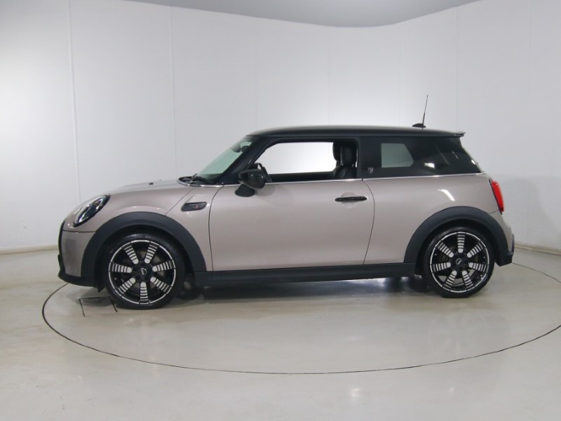 Used MINI Hatch 2022 for sale - 77918132: Photo 4