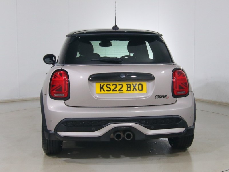 Used MINI Hatch 2022 for sale - 77918132: Photo 6
