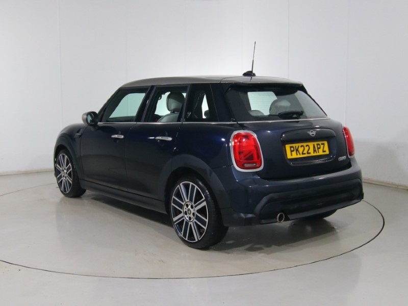 Used MINI Hatch 2022 for sale - 76980843: Photo 2
