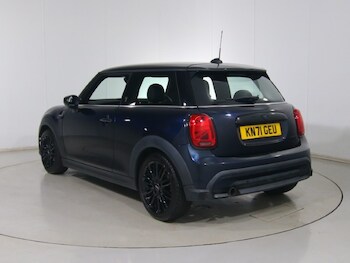 Used MINI Hatch 2021 for sale - 76981269: Photo