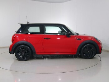 Used MINI Hatch 2021 for sale - 76980900: Photo