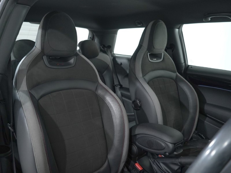 Used MINI Hatch 2021 for sale - 76980900: Photo 44