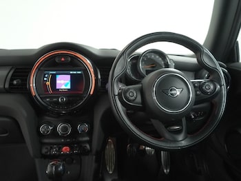 Used MINI Hatch 2018 for sale - 79368890: Photo