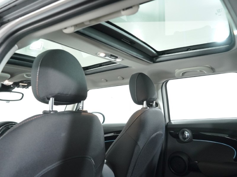 Used MINI Hatch 2023 for sale - 76982416: Photo 18