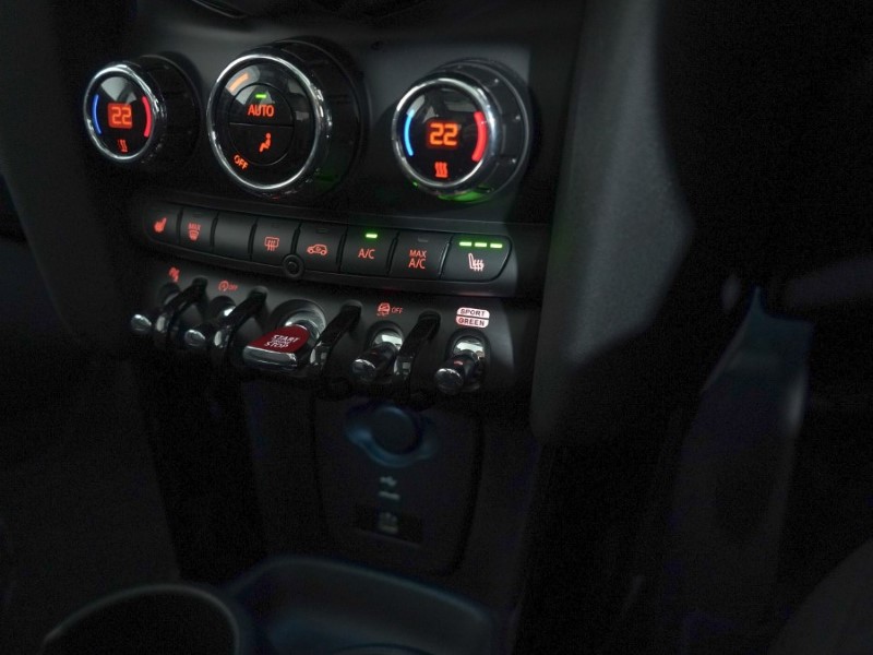 Used MINI Hatch 2023 for sale - 76982416: Photo 31