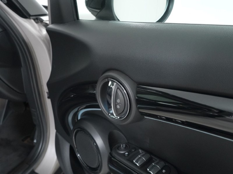 Used MINI Hatch 2023 for sale - 76982416: Photo 42