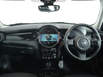 Used MINI Hatch 2023 for sale - 76982416: Photo