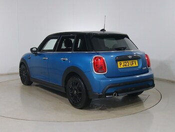 Used MINI Hatch 2023 for sale - 77819301: Photo