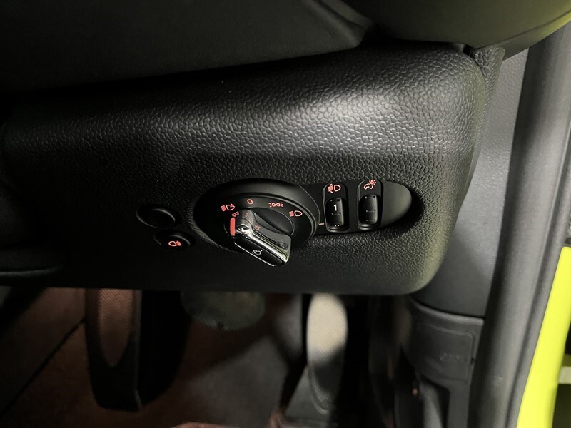 Used MINI Convertible 2022 for sale - 77528239: Photo 20