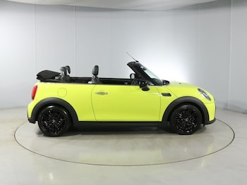Used MINI Convertible 2022 for sale - 77528239: Photo