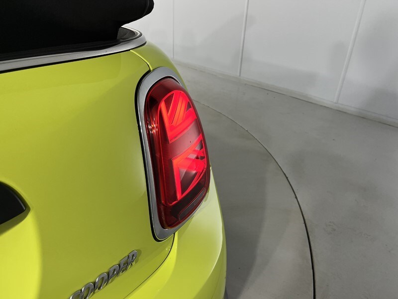 Used MINI Convertible 2022 for sale - 77528239: Photo 42