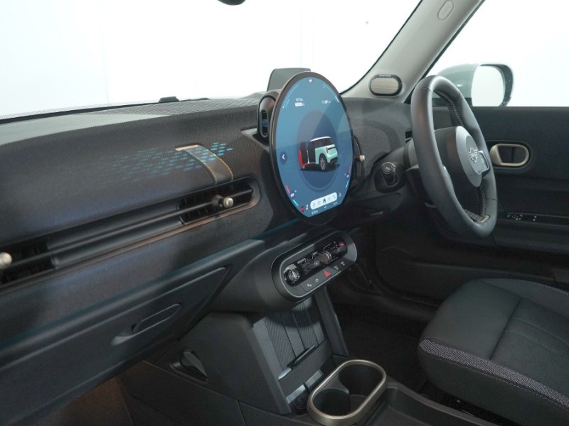 Used MINI Cooper 2024 for sale - 76981500: Photo 7