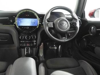 Used MINI Hatch 2023 for sale - 78411981: Photo