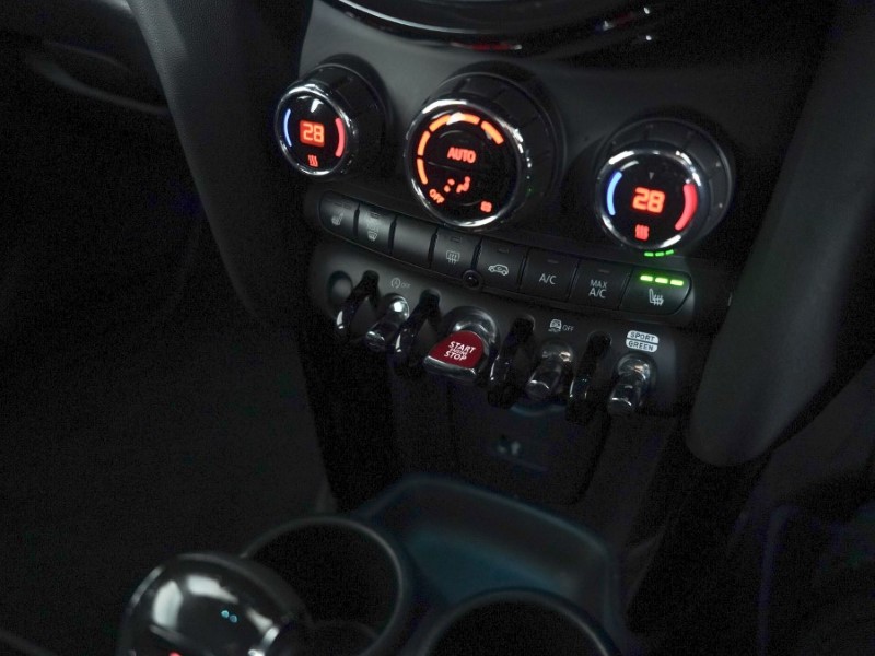 Used MINI Hatch 2023 for sale - 76982361: Photo 19