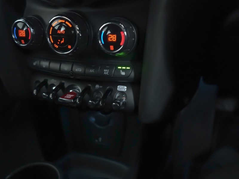 Used MINI Hatch 2023 for sale - 76982361: Photo 25