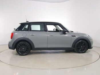 Used MINI Hatch 2022 for sale - 78408429: Photo