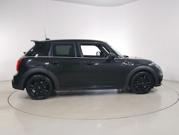 Used MINI Hatch 2021 for sale - 79219551: Photo