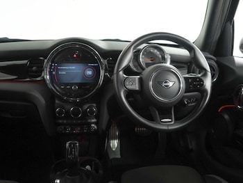 Used MINI Hatch 2021 for sale - 79219551: Photo