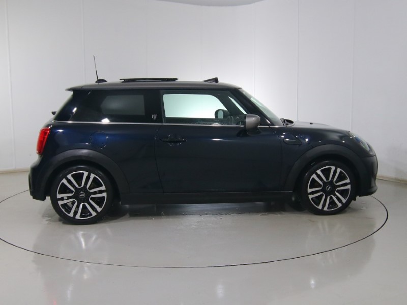 Used MINI Hatch 2022 for sale - 77718131: Photo 3