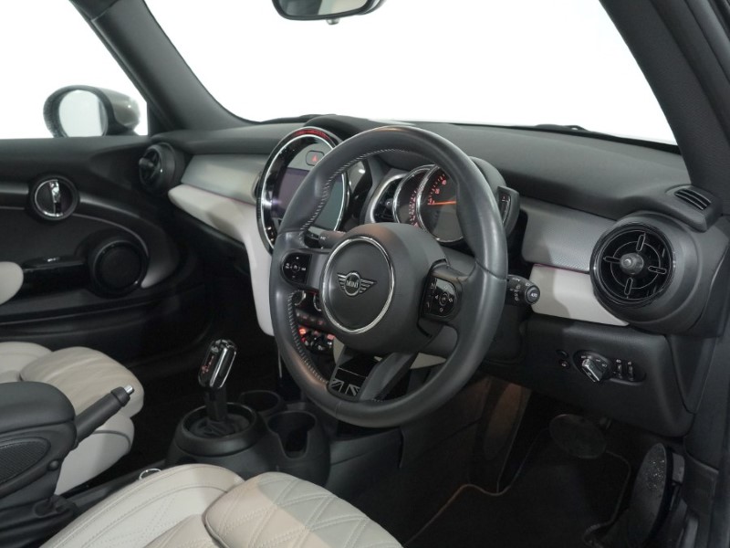 Used MINI Hatch 2022 for sale - 77718131: Photo 6