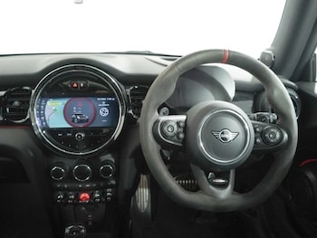 Used MINI Hatch 2023 for sale - 78838235: Photo
