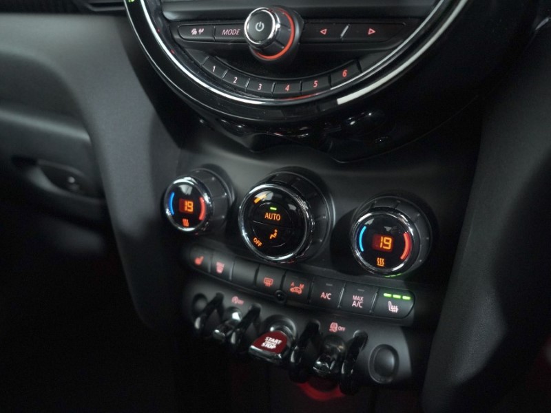 Used MINI Convertible 2017 for sale - 76980923: Photo 26